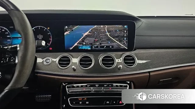 Mercedes-Benz E-Class W213 2021 Белый из Кореи, фото 4