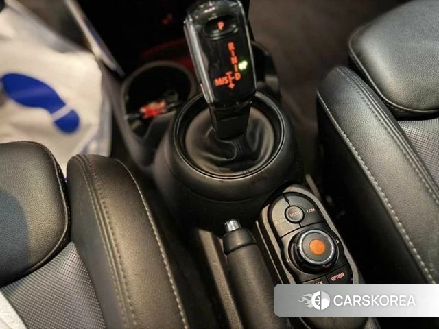 Mini Cooper 2021 Серебристо-серый из Кореи, фото 4