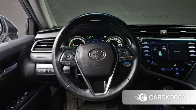 Toyota Camry (XV70) 2021 Серебряный из Кореи, фото 4