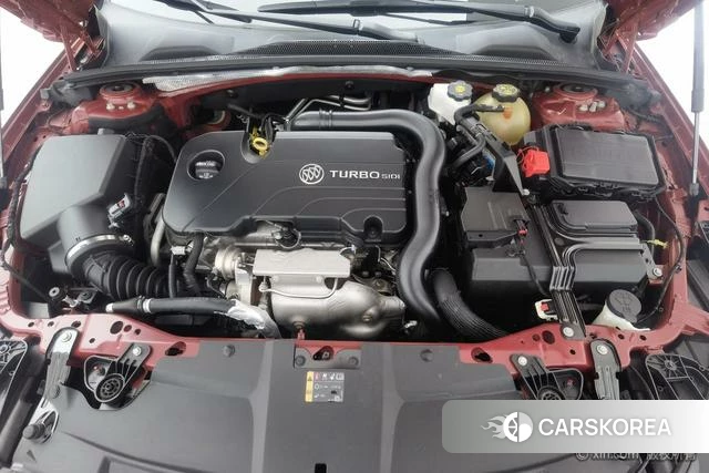 Buick Regal 2022 Красный из Китая, фото 4