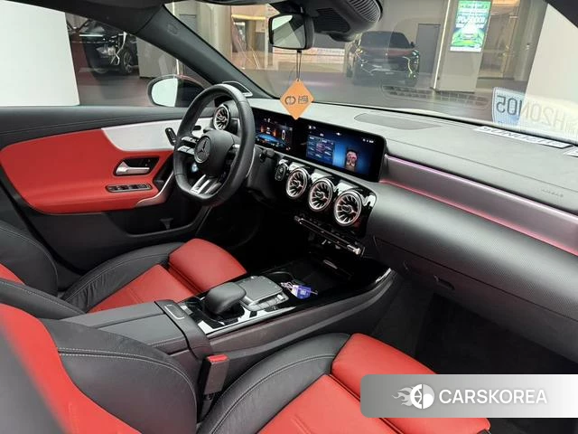 Mercedes-Benz Class A AMG 2024 Белый из Китая, фото 4