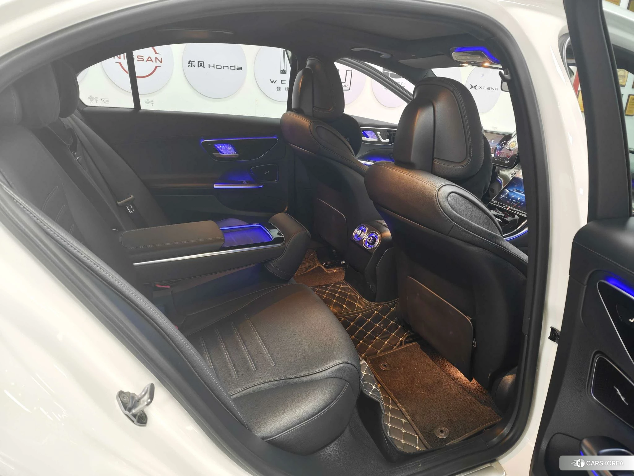 Mercedes-Benz Class C 2023 Белый из Китая, фото 4