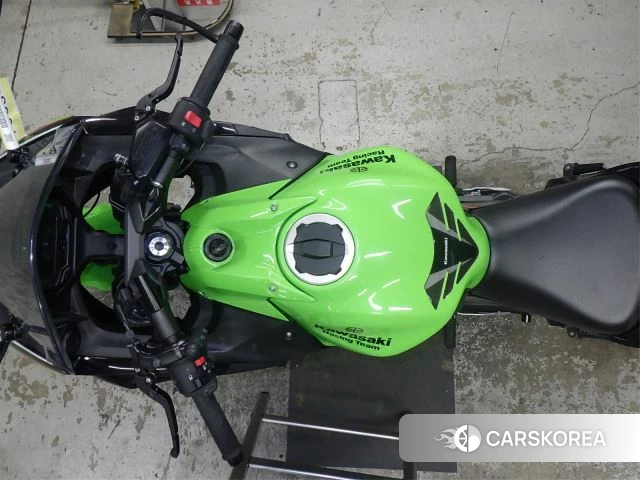 Проданный Kawasaki NINJA 650 ABS id 4200004 из Японии, фото 2