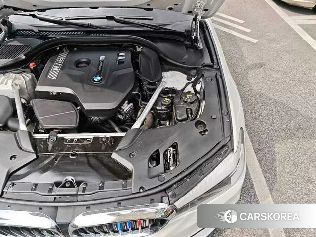 BMW 5 series 2019 Белый из Китая, фото 4