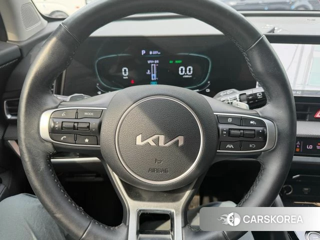 Kia Sportage 5th Generation Hybrid 2023 Серый из Кореи, фото 4