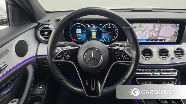 Mercedes-Benz E-Class W213 2021 Белый из Кореи, фото 4