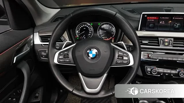 BMW X1 (F48) 2021 Черный из Кореи, фото 4