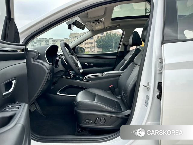 Hyundai Tucson 2023 Белый из Китая, фото 4