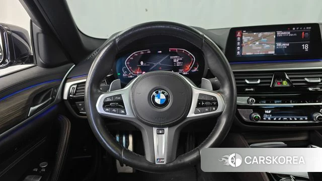 BMW 5 Series (G30) 2019 Черный из Кореи, фото 4