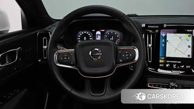 Volvo XC40 2021 Белый из Кореи, фото 4