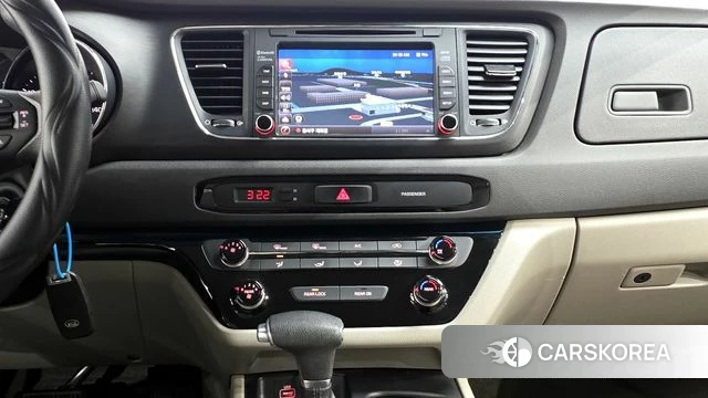 Kia All New Carnival 2018 Белый из Кореи, фото 4