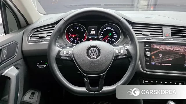 Volkswagen Tiguan second Generation 2020 Белый из Кореи, фото 4