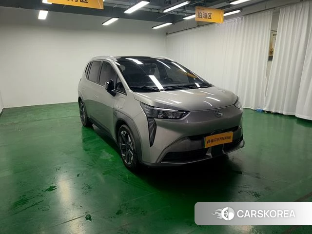 Aian AION Y 2022 Темно-серый из Китая, фото 4