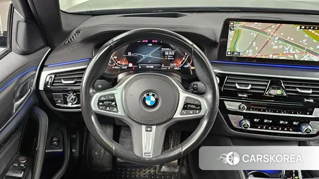 BMW 5 Series (G30) id 3011625 из Кореи 4