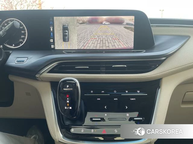Buick GL8 2022 Красный из Китая, фото 4