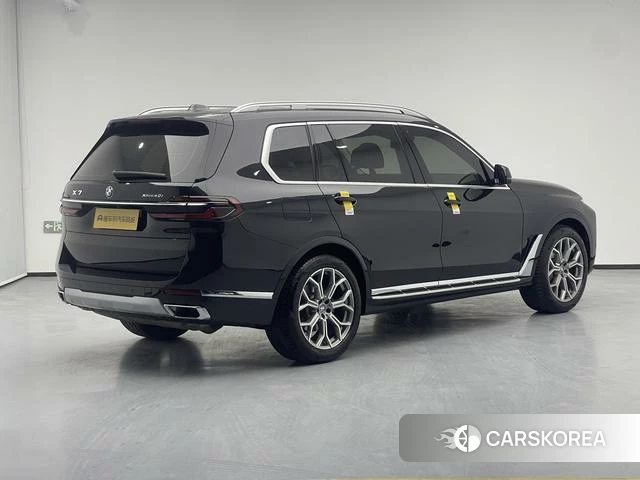 BMW X7 2024 Черный из Китая, фото 4