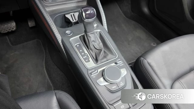 Audi Q2 2023 Белый из Кореи, фото 4