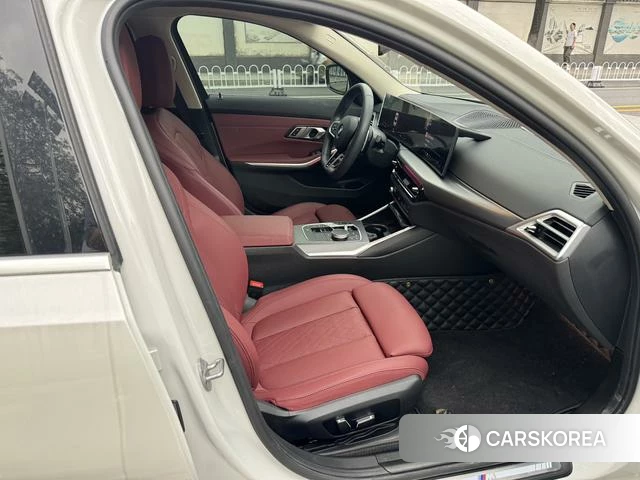 BMW 3 series 2025 Белый из Китая, фото 4