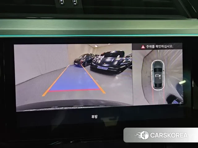 Audi e-Tron 2023 Черный из Кореи, фото 4