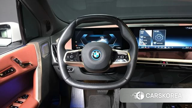 BMW iX 2024 Белый из Кореи, фото 4