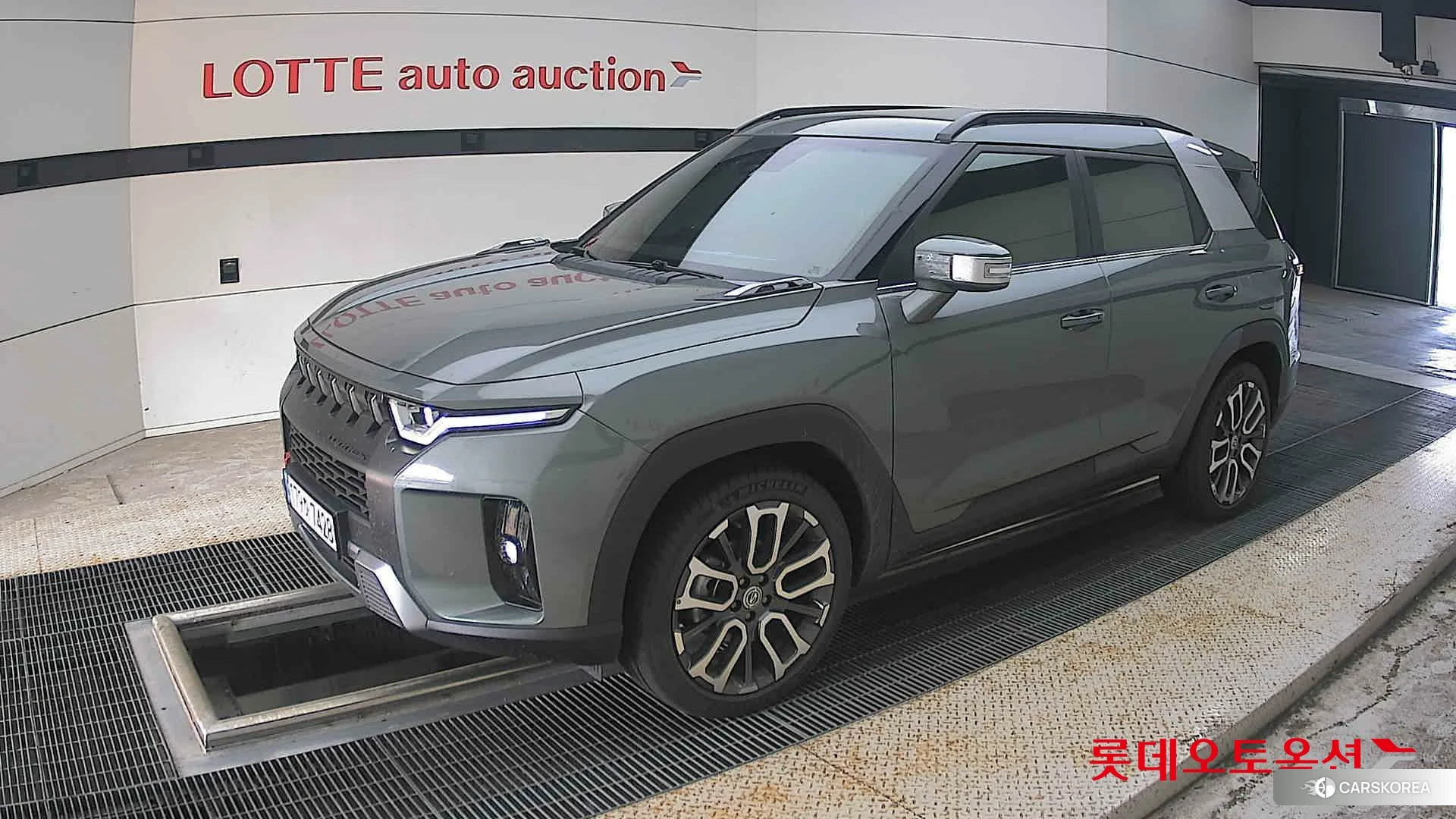 SsangYong Torres 2023 Forest Green из Кореи, фото 4