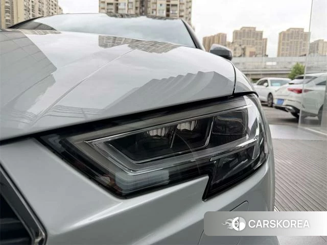 Audi A3 2019 Белый из Китая, фото 4