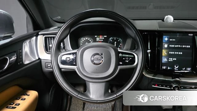 Volvo XC60 second Generation 2019 Серый из Кореи, фото 4
