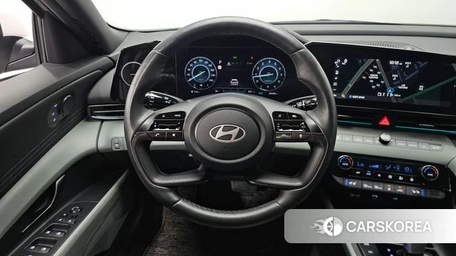 Hyundai The New Avante (CN7) 2023 Серебристо-серый из Кореи, фото 4