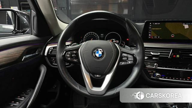 BMW 5 Series (G30) 2019 Серый из Кореи, фото 4
