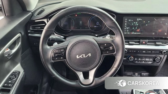 Kia Niro Plus 2022 Белый из Кореи, фото 4