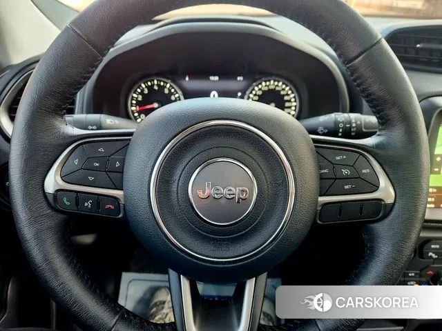 Jeep Renegade 2022 Черный из Кореи, фото 4