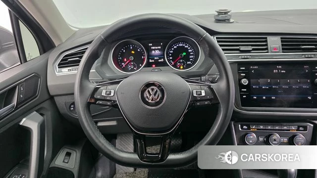 Volkswagen Tiguan second Generation 2018 Серый из Кореи, фото 4
