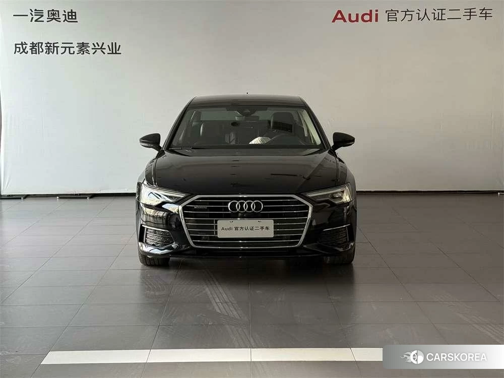 Audi A6L 2021 Черный из Китая, фото 4