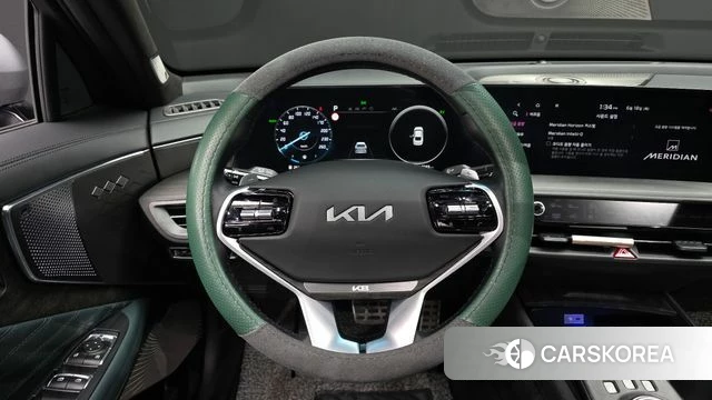 Kia K8 Hybrid 2023 Серебристо-серый из Кореи, фото 4
