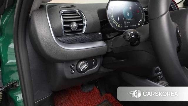 Mini Cooper S Clubman 2023 Зеленый из Кореи, фото 4