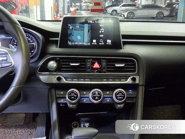 Genesis G70 2019 Коричневый двухцветный из Кореи, фото 4