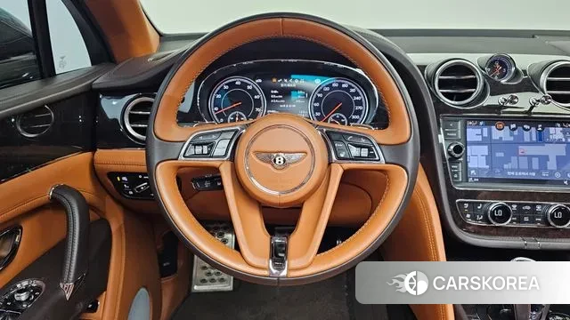 Bentley Bentayga 2020 Серебряный двухцветный из Кореи, фото 4