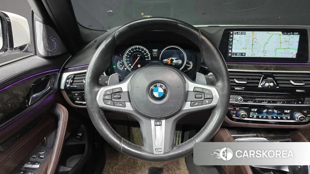 BMW 5 Series (G30) 2018 Белый из Кореи, фото 4