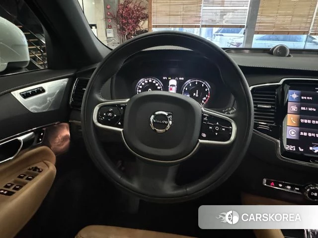 Volvo XC90 second Generation 2022 Белый из Кореи, фото 4