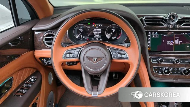 Bentley Bentayga 2022 Белый из Кореи, фото 4