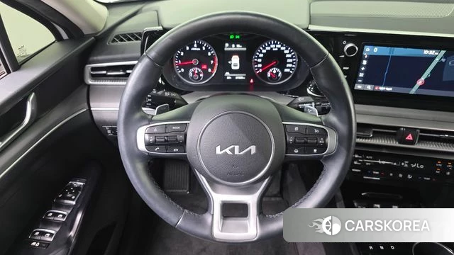 Kia K5 3rd generation 2022 Белый из Кореи, фото 4