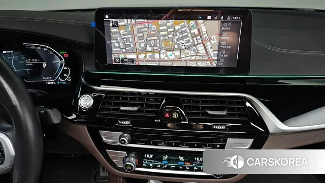 BMW 5 Series (G30) 2023 Черный из Кореи, фото 4
