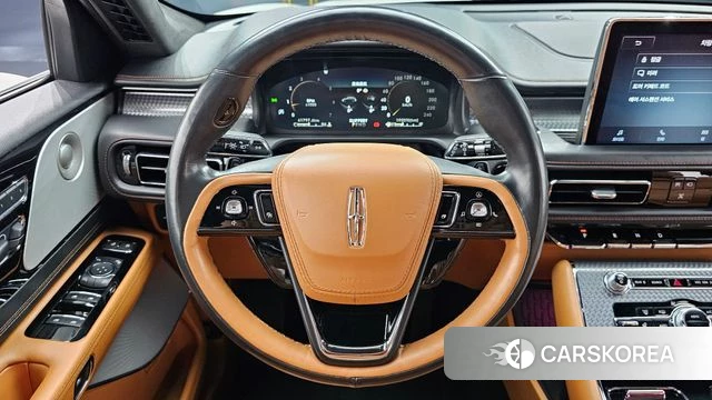 Lincoln Aviator 2nd generation 2023 Белый из Кореи, фото 4