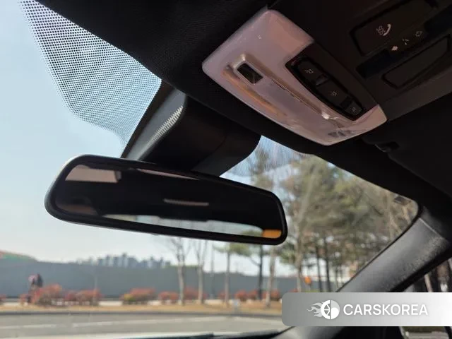 BMW 3 Series (F30) 2018 Белый из Кореи, фото 4