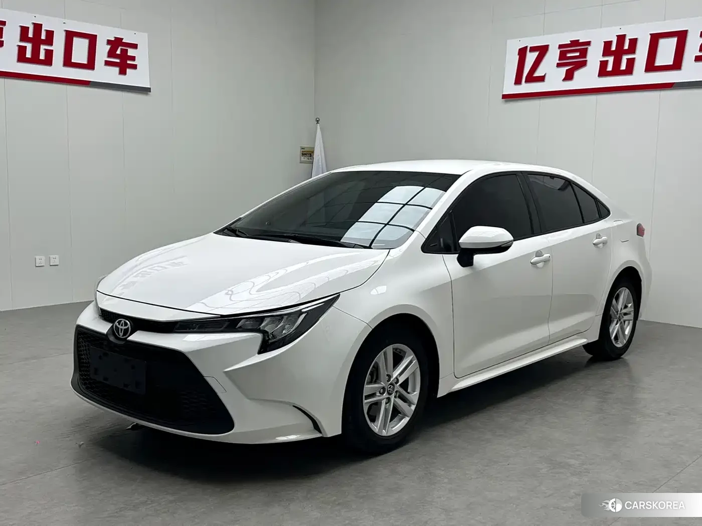 Toyota Levin 2021 Белый из Китая, фото 4