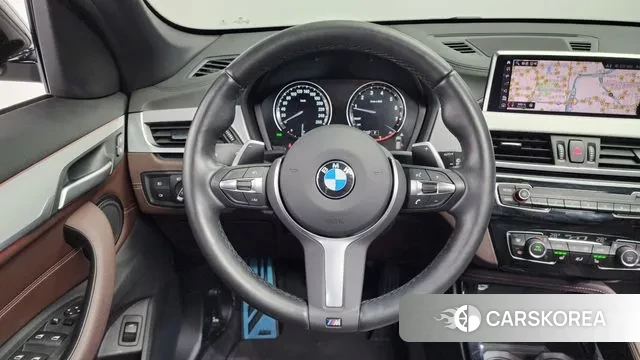 BMW X1 (F48) 2022 Черный из Кореи, фото 4