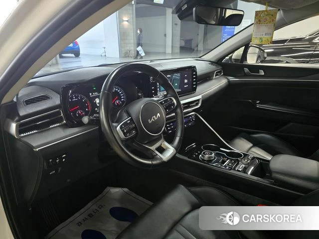 Kia K5 3rd generation 2023 Белый из Кореи, фото 4