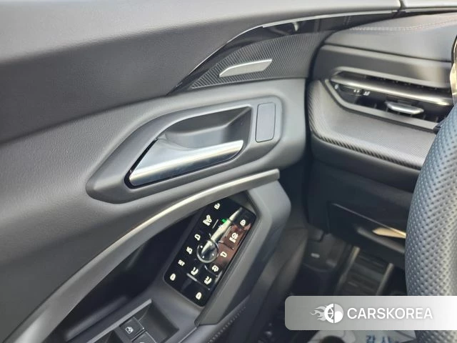 Audi Q5 (80A) 2025 Серый из Кореи, фото 4