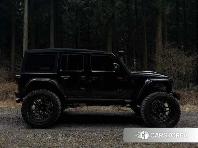 Jeep Wrangler (JL) 2023 Черный из Кореи, фото 4