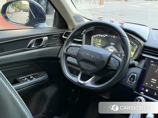 Lynk 05 2021 Синий из Китая, фото 4